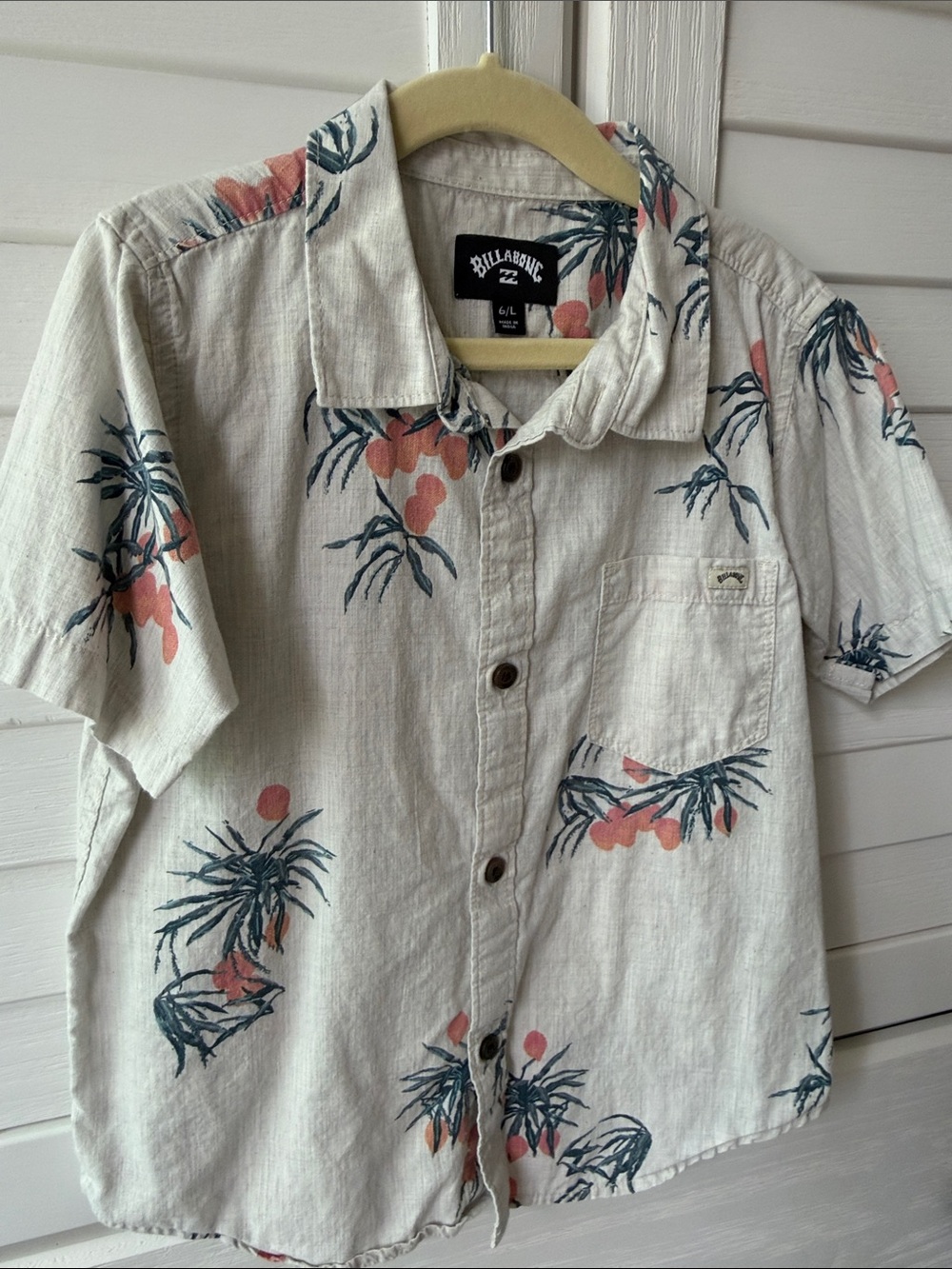 Billabong Kids Beige Short-Sleeve Floral Button-Down Shirt with Coral Accents